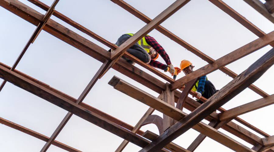 Professional residential roofers in Blooming Prairie, MN